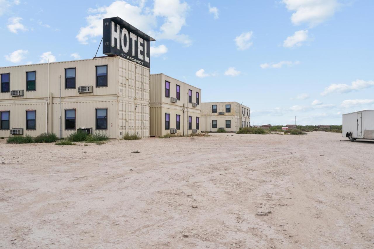 The Resource Inn -Big Lake Tx Exterior photo