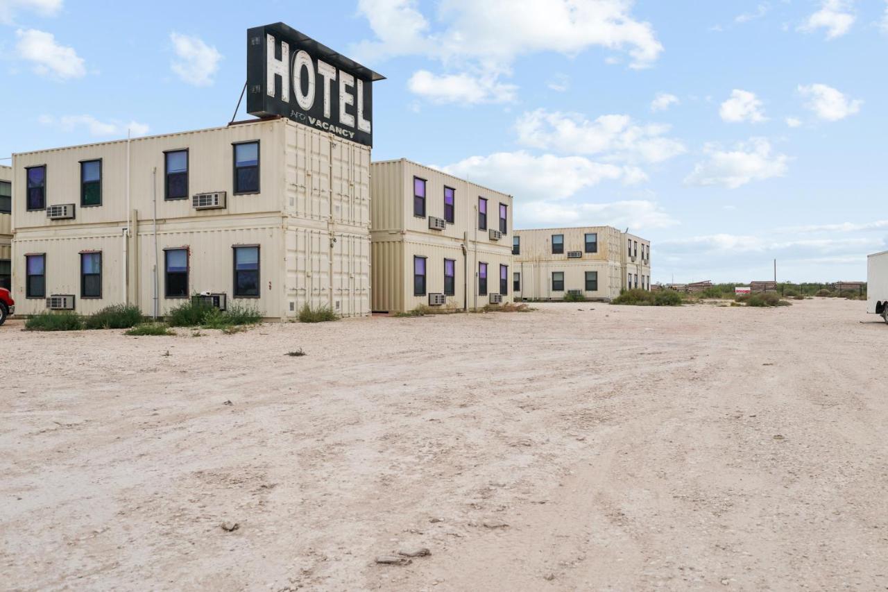 The Resource Inn -Big Lake Tx Exterior photo
